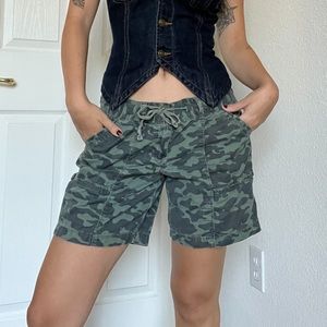 Union Bay Camo bermuda shorts